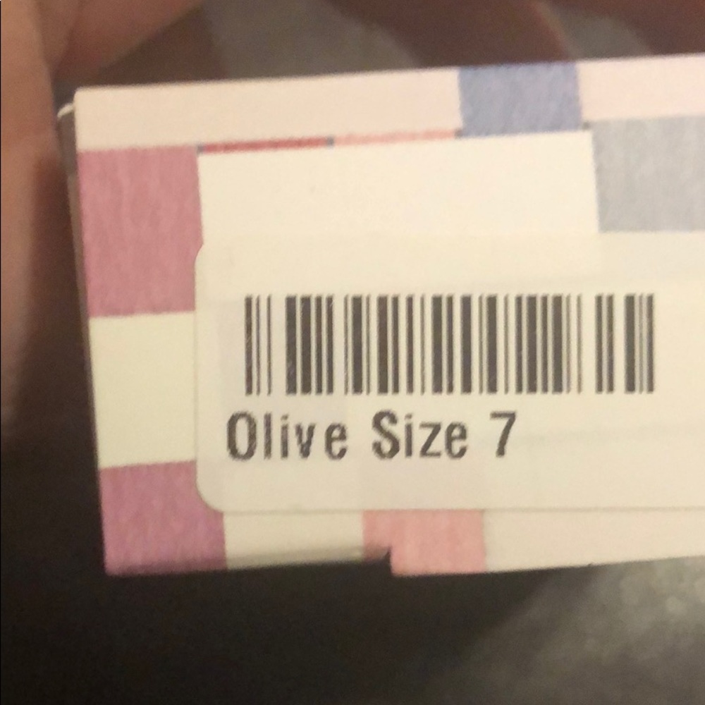 Plunder Olive size 7 ring - Picture 4 of 5
